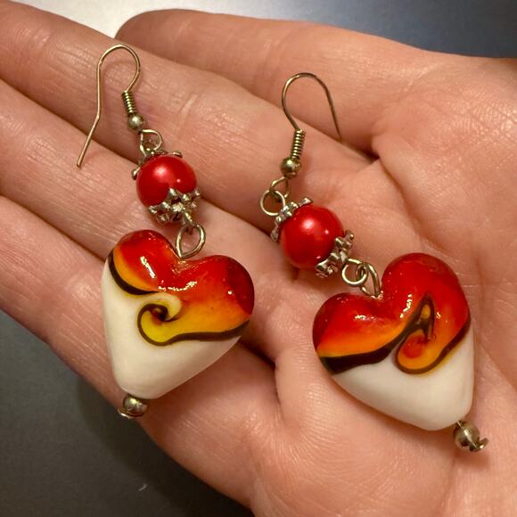 Swirly Red & White Artisan Heart Glass Beaded Drop Earrings - Picture 3 of 6